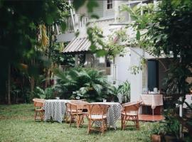 เฮือนริมน่าน Huen Rim Nan, cottage a Nan