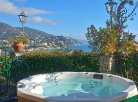 Villa Mares - sea view, free garage, hytte i Rapallo
