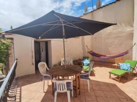 3 Bedroom Lovely Home In Faugres, holiday rental in Faugères