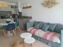 Mignon appartement en résidence avec piscine, location près de la plage à Biscarrosse