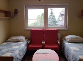 noclegi pokoje gościnne kwatery pracownicze Dobranocka, guest house in Sieradz