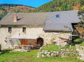 3 Bedroom Gorgeous Home In Intres