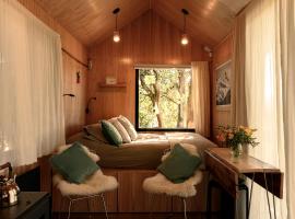 Encuentro Silvestre. Tiny house en Lago Lolog, mini casa em San Mart&iacute;n de los Andes