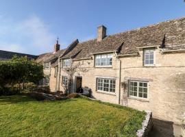 Holly Cottage, pet-friendly hotel in Minster Lovell