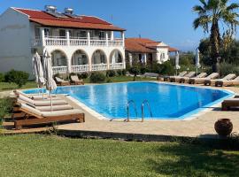 Stefanos Resort, hotel with jacuzzis in Mesongi