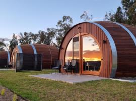 Barrel View Luxury Cabins, tradicionalna kućica u gradu 'Ballandean'