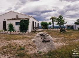 Casa Rural Mas de les Àligues, hotell i nærheten av Mequinenza Reservoir i Mequinenza