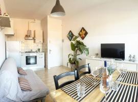 Appartamento Quelli Della Notte a La Mazzanta by Zoom In Earth, hotel in Vada