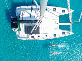 Croatia by Luxury Catamaran, kapal di Split
