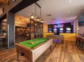 VaLa VistA - Holiday Home On The Beach, vila v destinaci Jaywick Sands