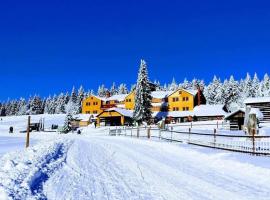 Horský hotel Kolínská bouda, hotel em Pec pod Sněžkou