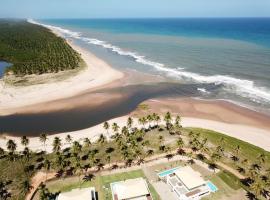 Apto PDI na praia em Baixio, hotel with pools in Baixio