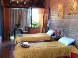 Departamento Pura Luz con cochera opcional, hôtel à Gobernador Benegas