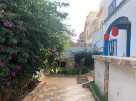 Villa Proche de l'aéroport Mohammed V, hotel u gradu 'Deroua'