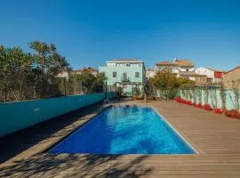 Oporto Pool Apartment by Vacationy