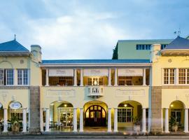Queens Hotel by BON Hotels, hotell i Oudtshoorn