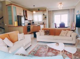 Peaceful living, The Golden Guest House, hotel a Perea