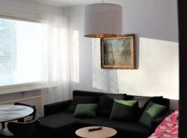 Studio middle of town centre., hotel v destinaci Tornio