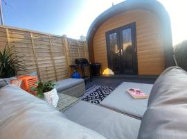 Willow Nook, near Saundersfoot and Tenby, chalet de montaña en Saundersfoot