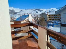 Appartamento Bucaneve, hotel berdekatan Anfiteatro Triple Ski Lift, Ovindoli