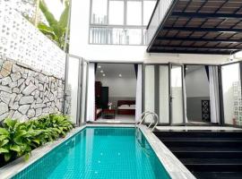 Homestay Luna mountain & sea views!, hotel near Platform of Shakyamuni Buddha, Vung Tau