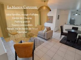 - Maison Capucine- Proche centre d'affaire Chauray, Jardin, parking, WIFI et Netflix, idéal voyage d'affaire, familles, ou simple escapade, ξενοδοχείο σε Chauray