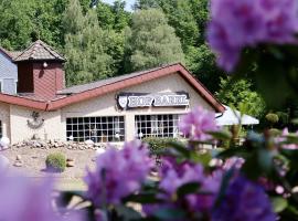 Landhotel Hof Barrl, hotel u gradu Šneverdingen