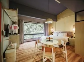 The Somos Flats Provenza