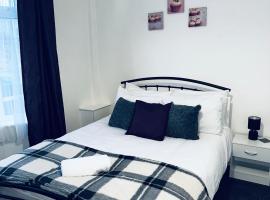 Stylish Town House - Modern double room - 1, B&B in Parkside