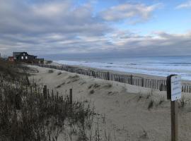 Queen Anne's Revenge at the Beach cottage, huisdiervriendelijk hotel in Kitty Hawk