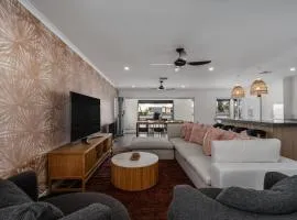 Nimolanca - 3 Bedroom Partial Ocean View