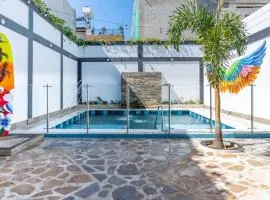 COZY, Apartamento a solo 10 minutos Caminando a Playa Dormida, con Piscina y Parqueadero.