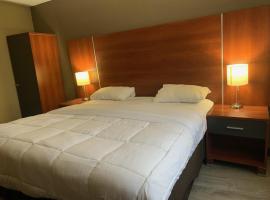 Sky Hotel Flushing/Laguardia Airport, khách sạn ở Queens