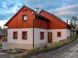 Chaloupka Borůvka, hotel con parking en Skuteč