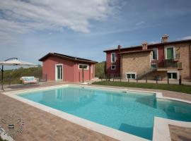 Agriturismo San Filippo Neri, Hotel in Castignano