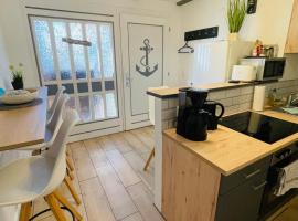 Ferienwohnung &bdquo;Deichgefl&uuml;ster&ldquo; nahe der Nordsee