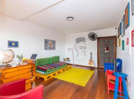 Hostel Casa Azul, hotel cerca de Estación Praça da Árvore, São Paulo