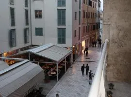 Vincent apt. in old town centre