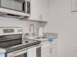 Newly Renovated 1 Bedroom Apartment near Downtown, hotell i Gadsden