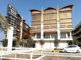 The Grand Takshak Hotel