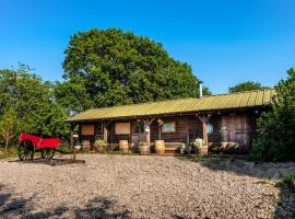 The Stables At The Oaks，Hamstall Ridware的度假屋