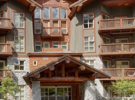 Lost Lake Lodge, hotel in Whistler