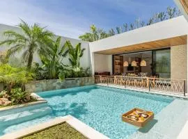 *BRAND NEW 5 bd Luxury Central Villa 300m to beach