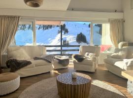 2 Bedroom Apartment, ski-in/ski-out in Les Crosets, feriebolig i Les Crosets