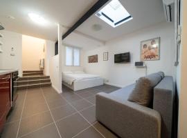 Beat House&Apartments: ABBA, self catering accommodation in Cernusco sul Naviglio