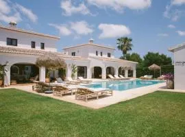 The Adelante House