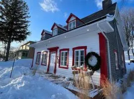 Om chalet 1 avec spa face au fleuve