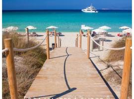 Formentera Suite 8, hotel in Es Pujols