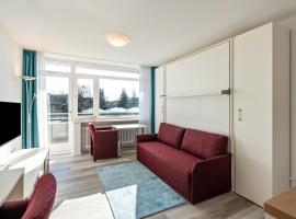 Huber Living Basic 204, hotel with parking in Germering