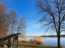 Apartament Nad Zalewem Zegrzyńskim, familiehotel i Serock